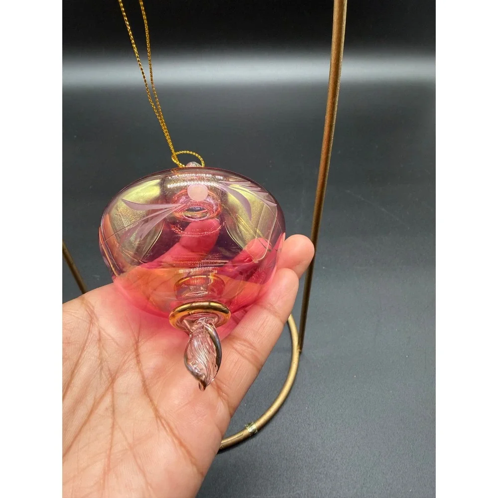 Vintage Iridescent Pink Hand‎ Blown Glass Ornament Etched Floral Gold Trim 3